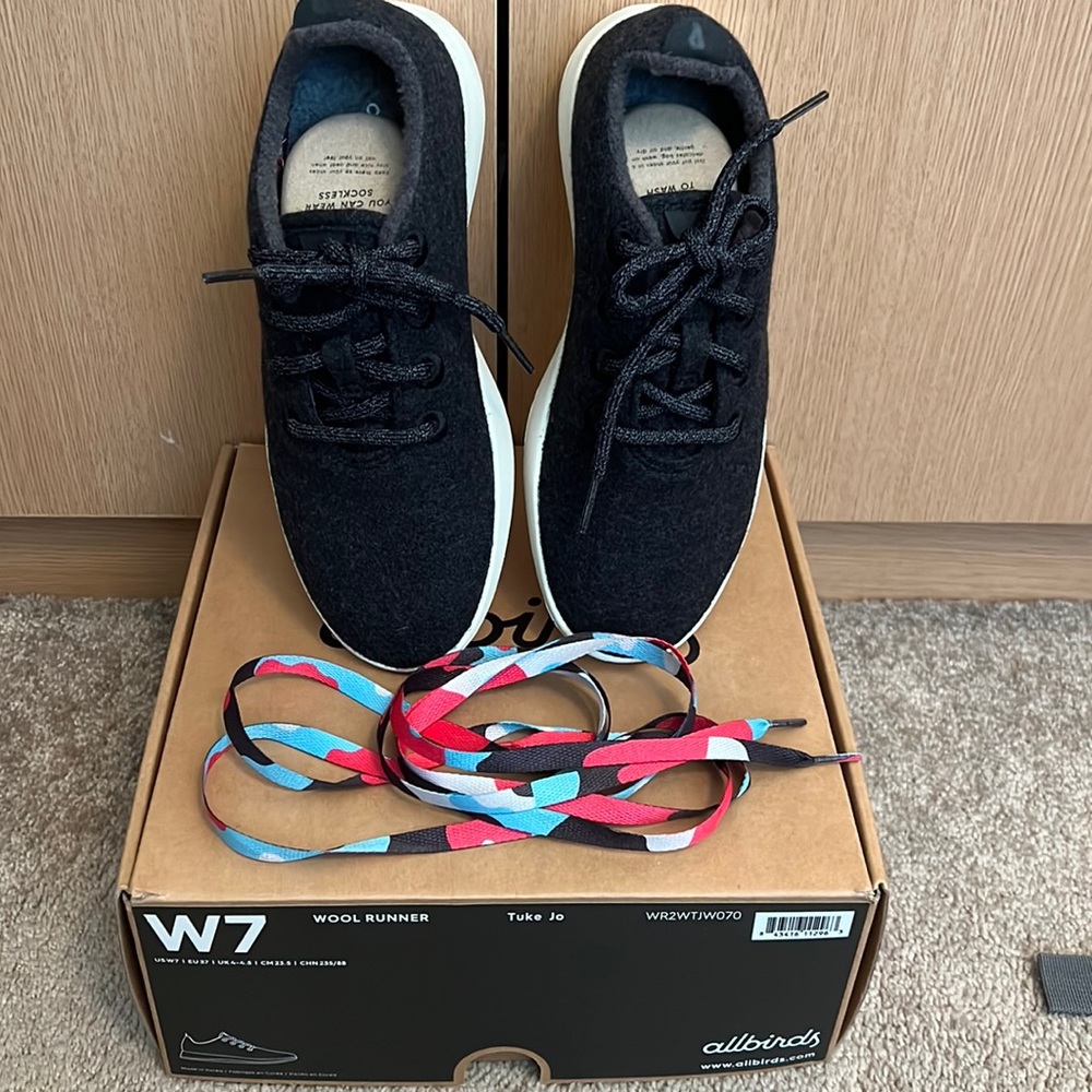 New Allbirds x TikTok Tuke Jo wool runner sneakers